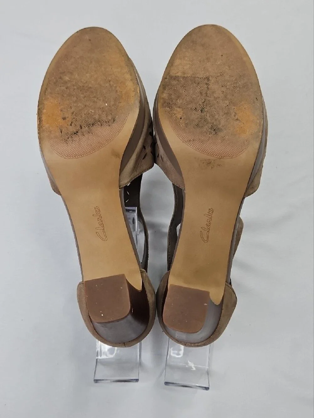 Clarks Artisan Ankle Strap Heels Taupe  Nubuck Size 9.5